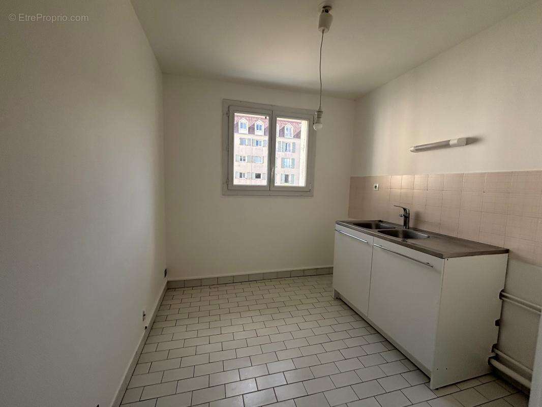 Appartement à RUEIL-MALMAISON