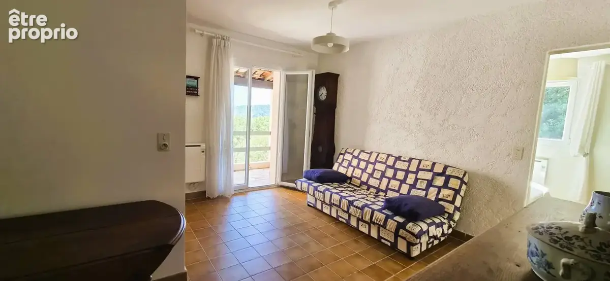 Villa sur 2190m² à Figanières. - photo 9