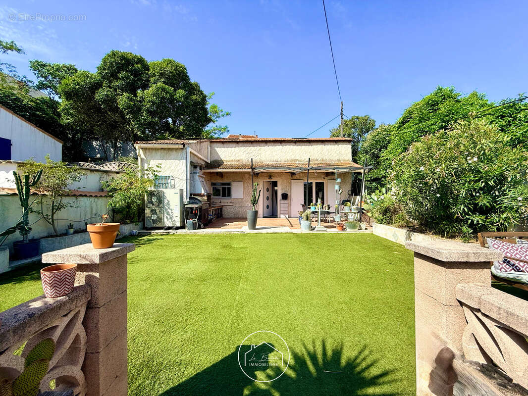 Maison à MARSEILLE-11E