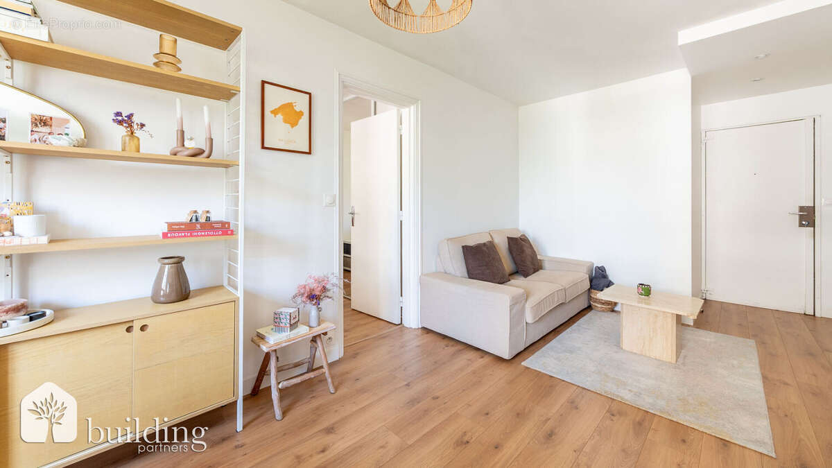 À vendre - Levallois-Perret Parc de la Planchette / Anatole France - 2 pièces de 44,63 m² - photo 4