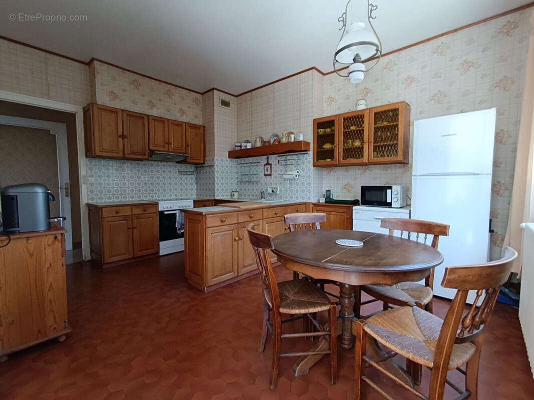 Maison à VILLENAVE-D'ORNON