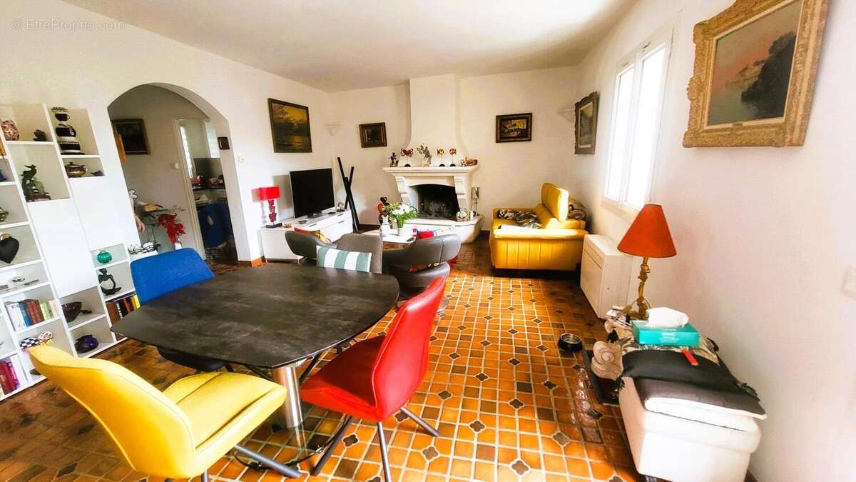 Photo 3 - Maison à MARSEILLE-7E