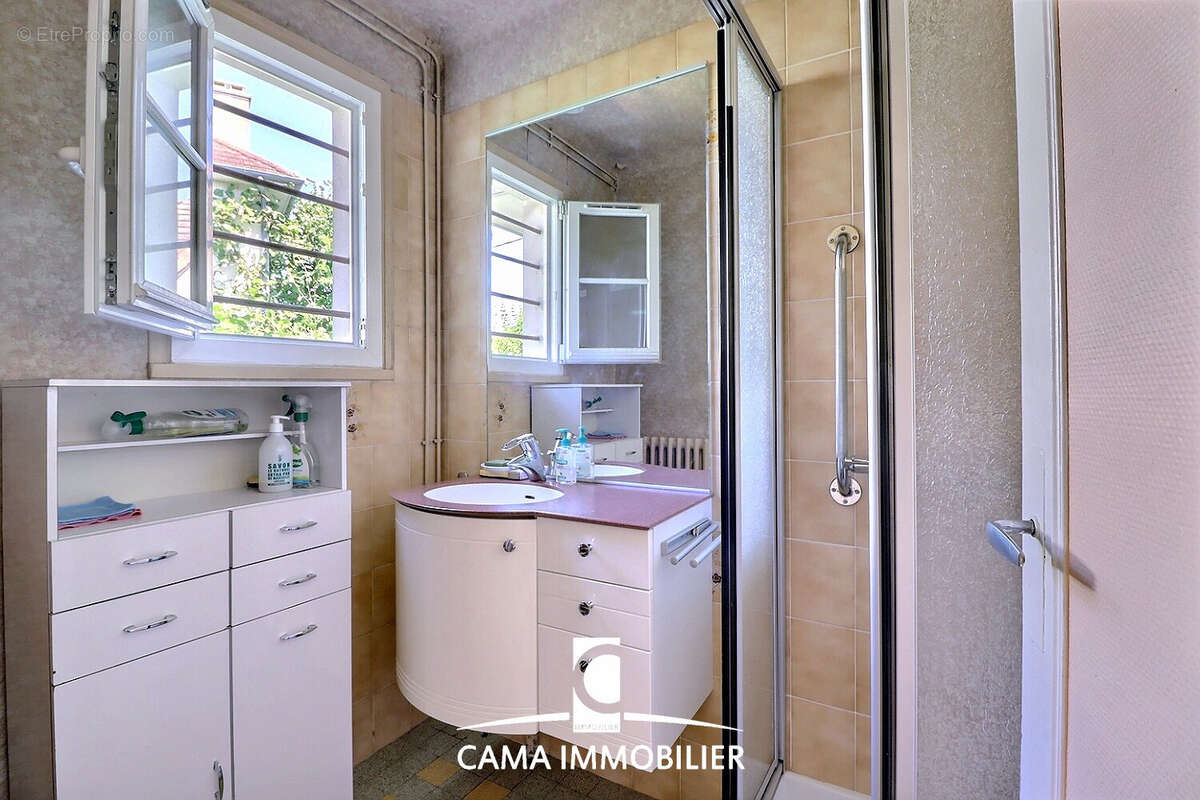 Maison à BOIS-D'ARCY