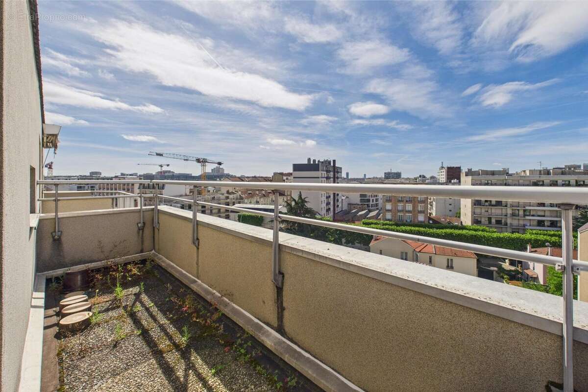 Photo 7 - Appartement à COURBEVOIE