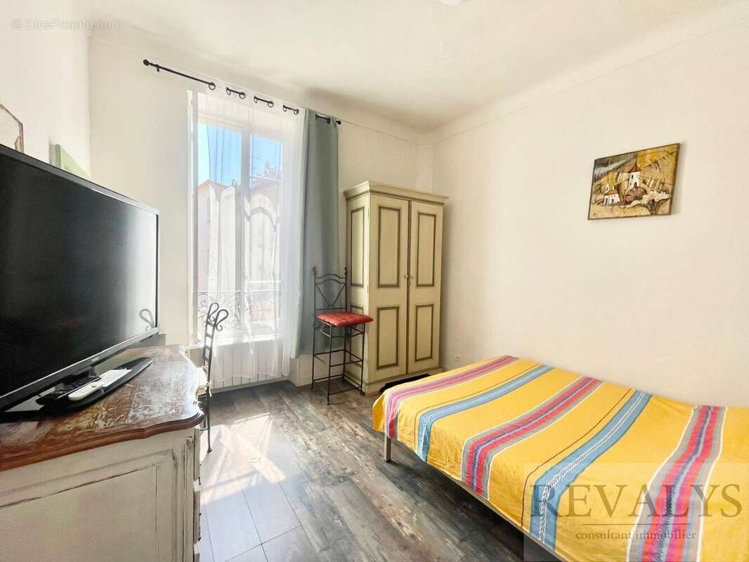 Alpes maritimes (06) - nice centre ville/ gare du sud / liberation - a vendre appartement 3 pieces en etage eleve avec balcon et - photo 4