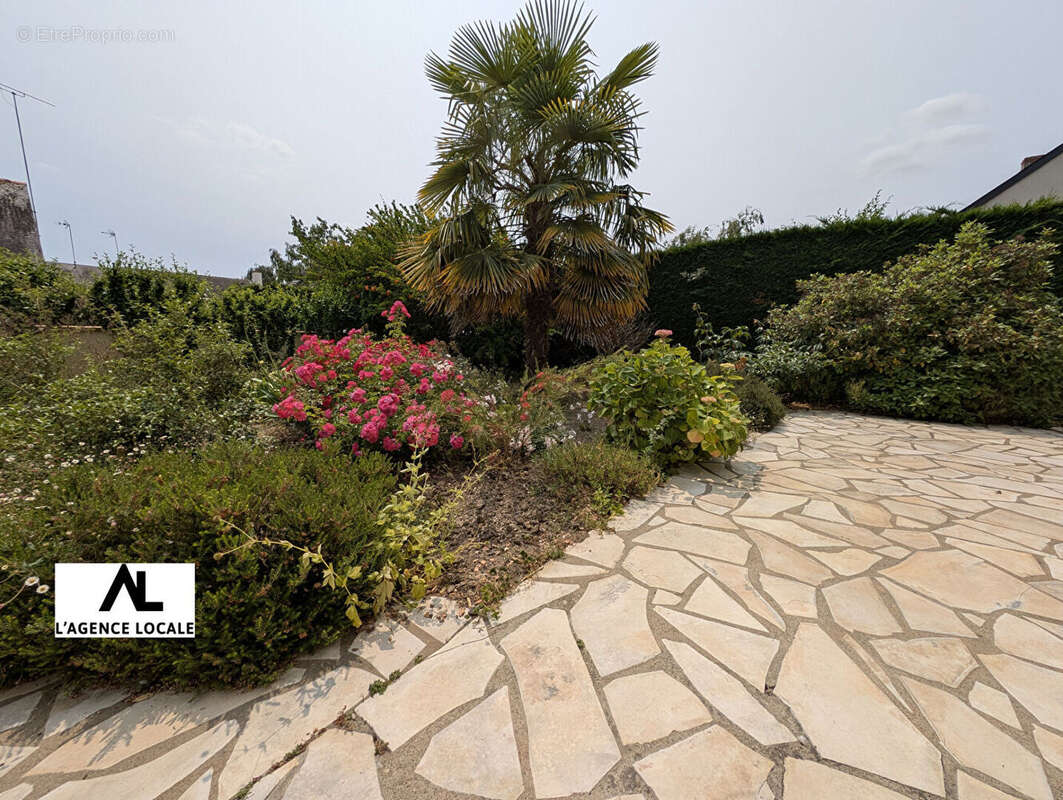 Maison à LES PONTS-DE-CE