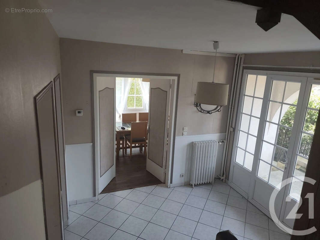 Maison 95 m² à Brionne  - photo 4