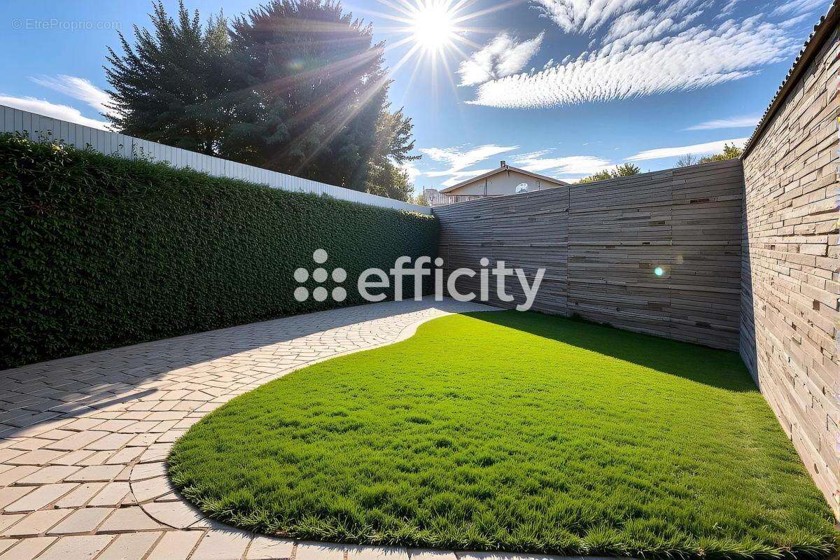 Maison à HENIN-BEAUMONT