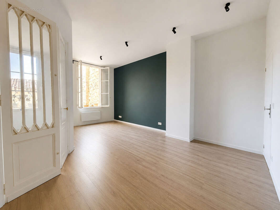 Appartement - 2 pièces - Bordeaux  - 45 m² - photo 2
