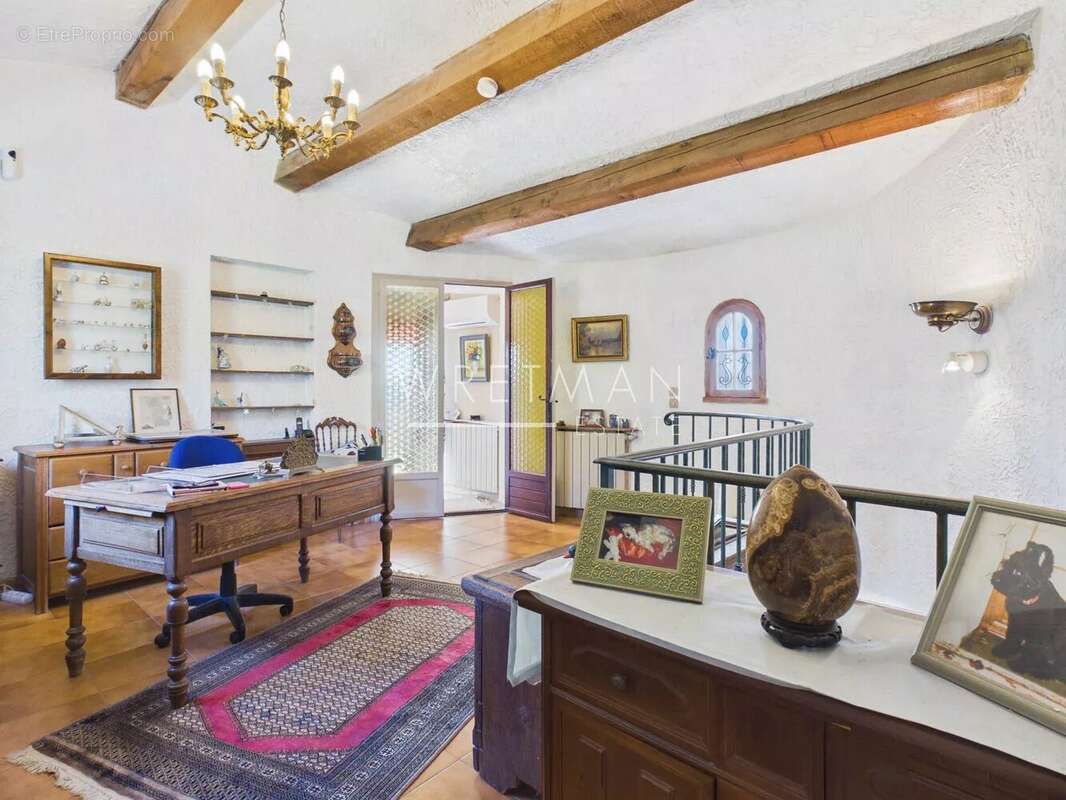 Maison à MONTAUROUX