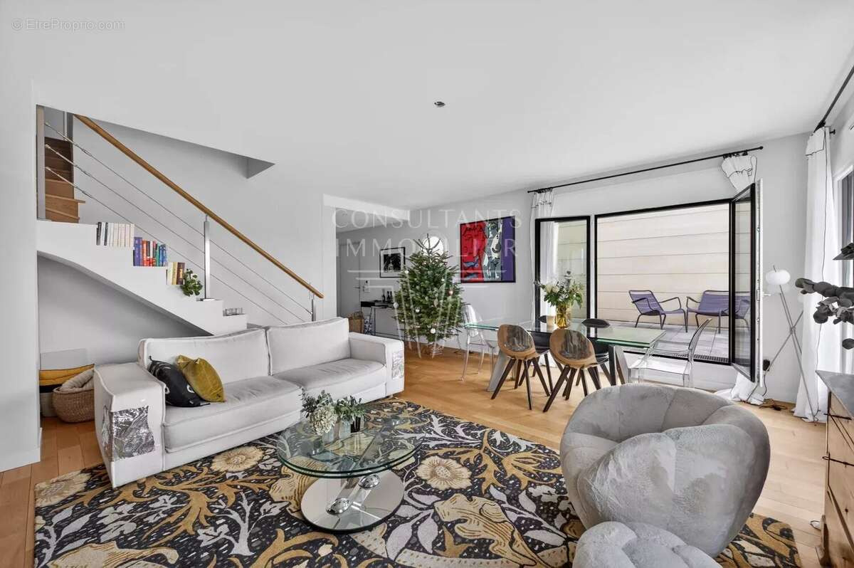 Appartement à LEVALLOIS-PERRET