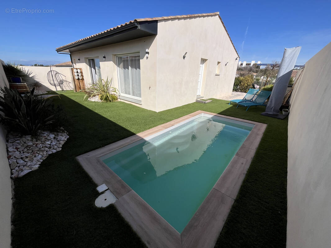 Maison à NISSAN-LEZ-ENSERUNE