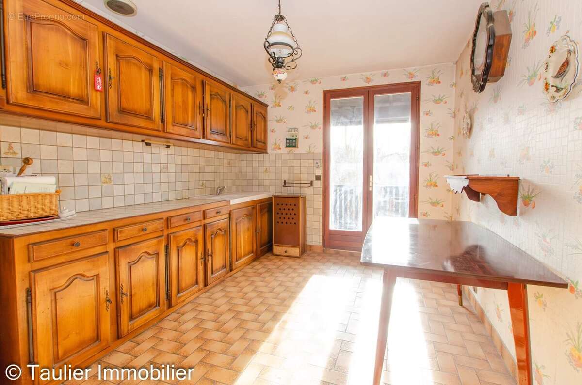 Maison à SAINT-VERAND