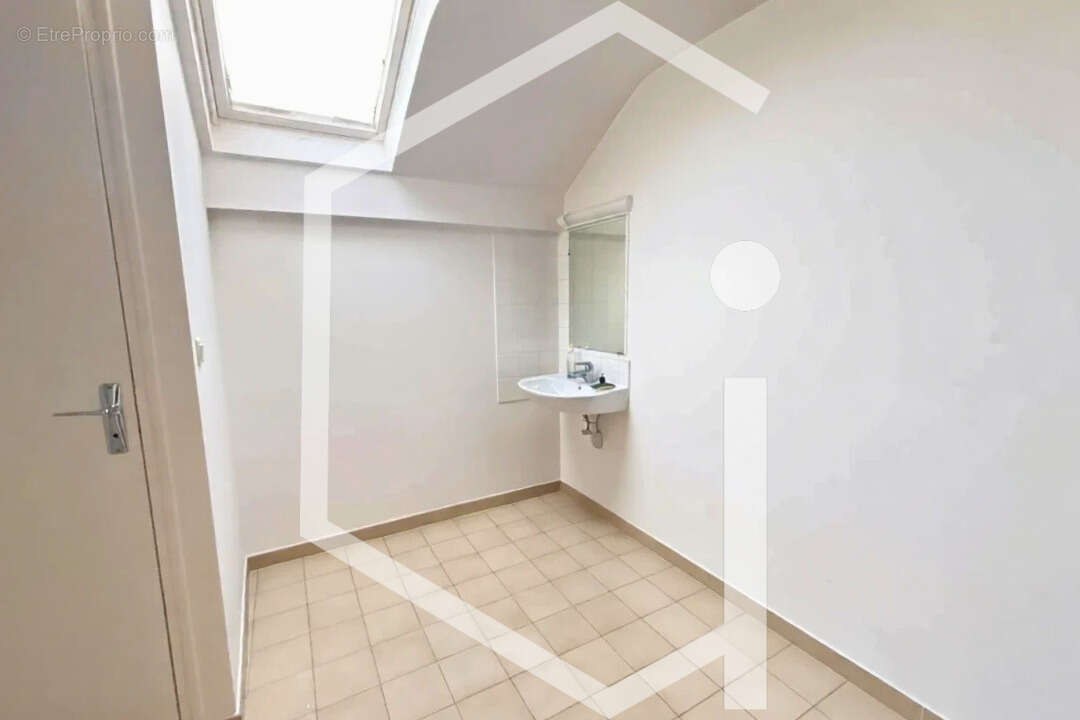 Maison à COSNE-COURS-SUR-LOIRE