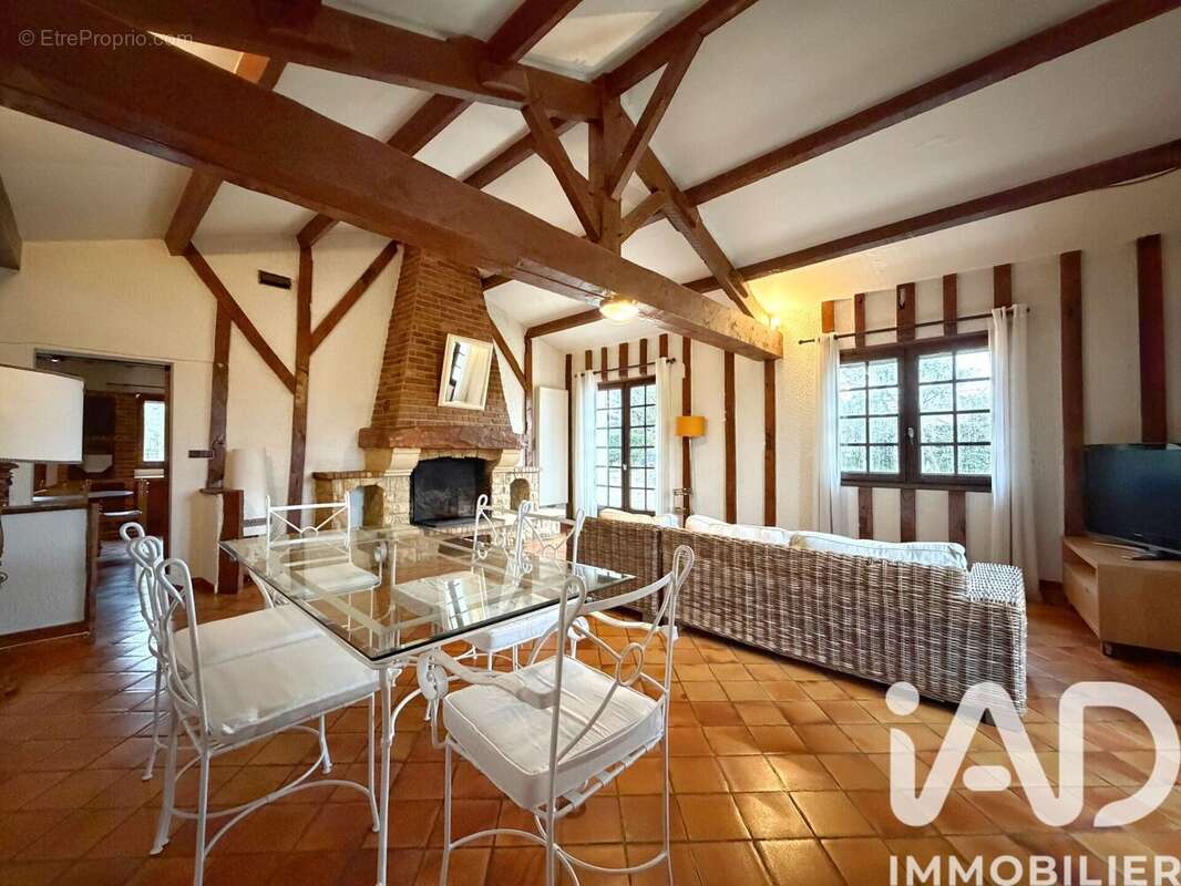 Maison 180 m² à Le Pizou  - photo 3