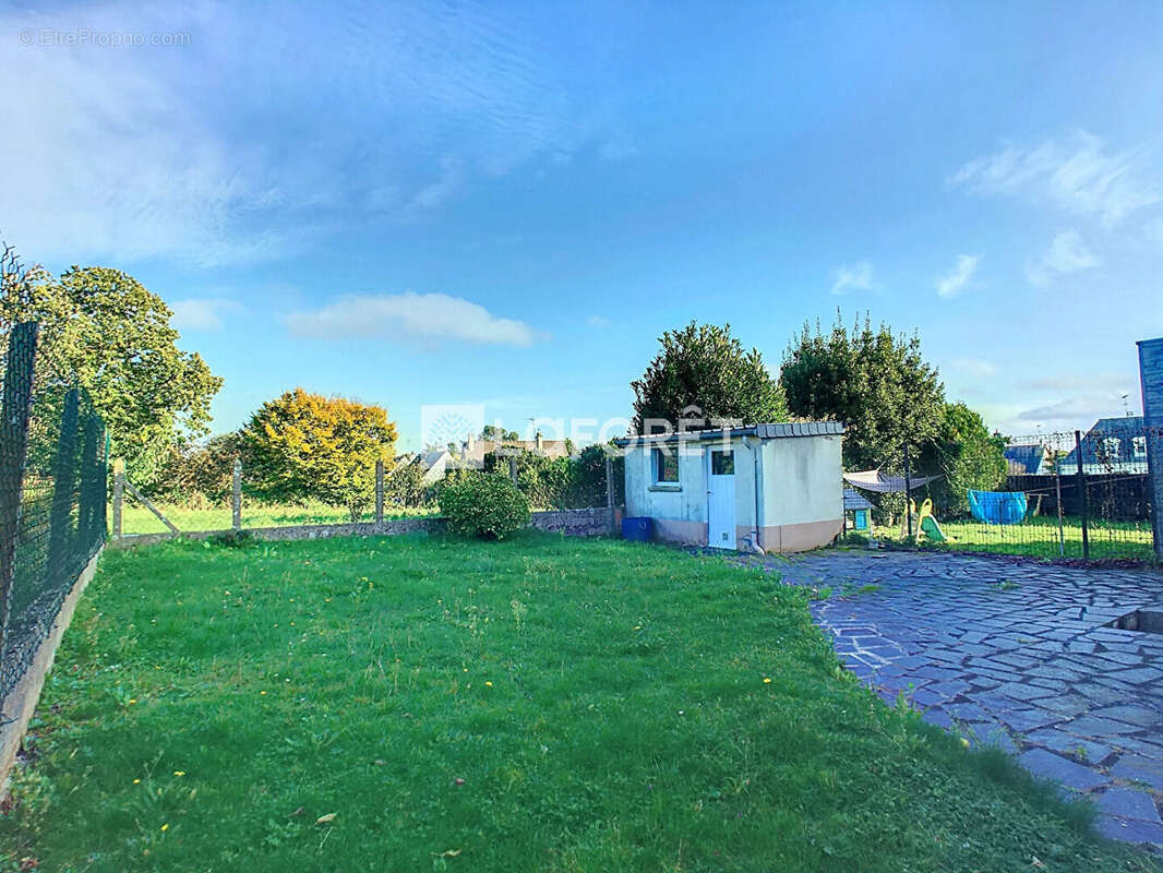 Maison à CHARTRES-DE-BRETAGNE