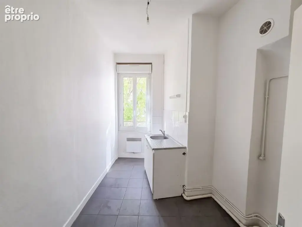Vénissieux – immeuble de rapport à fort potentiel - photo 7