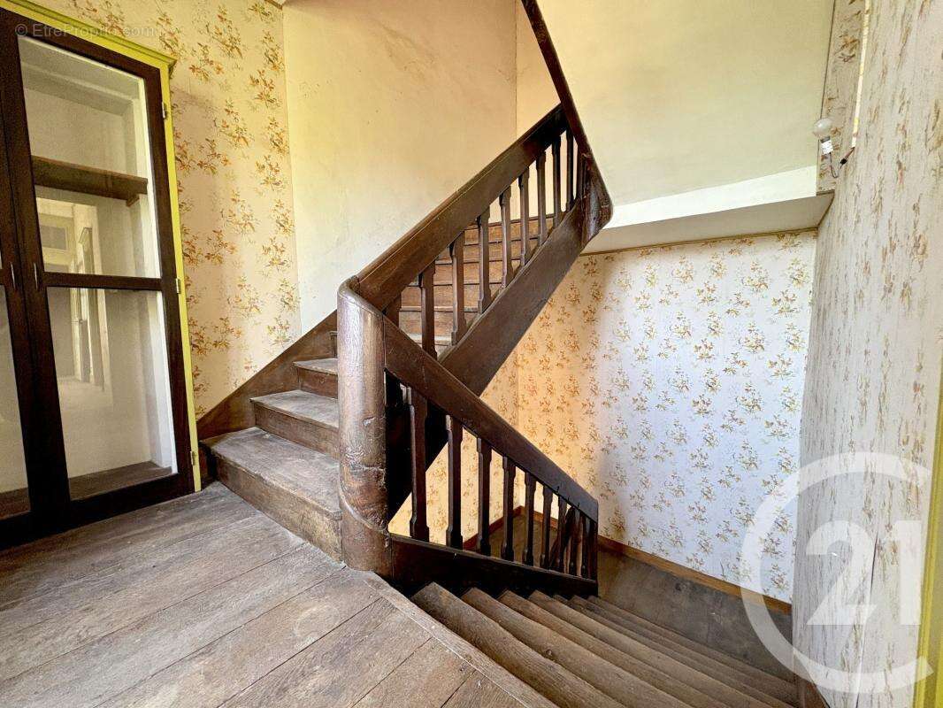 Maison 90 m² à Peyrat-De-Bellac  - photo 26
