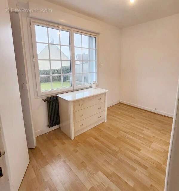 Maison à GRANDVILLIERS