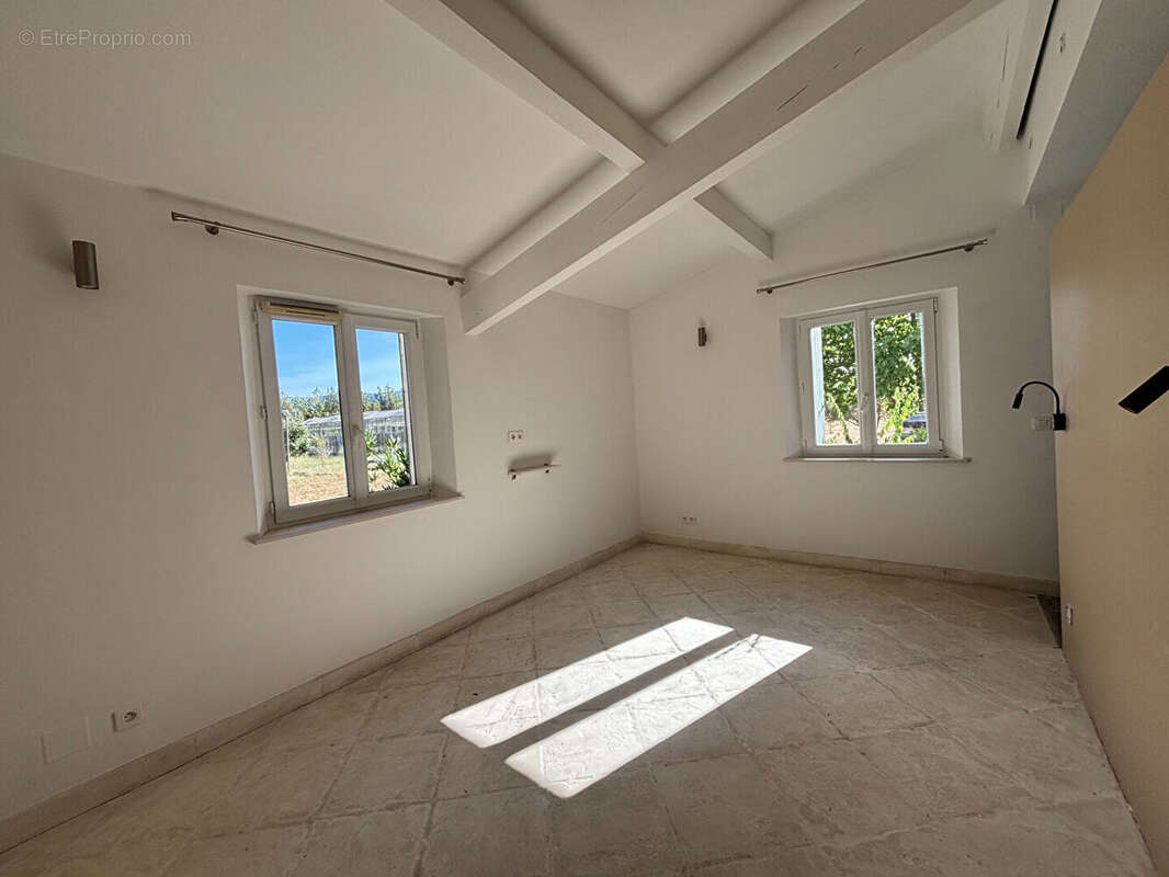 Maison à ROUSSILLON