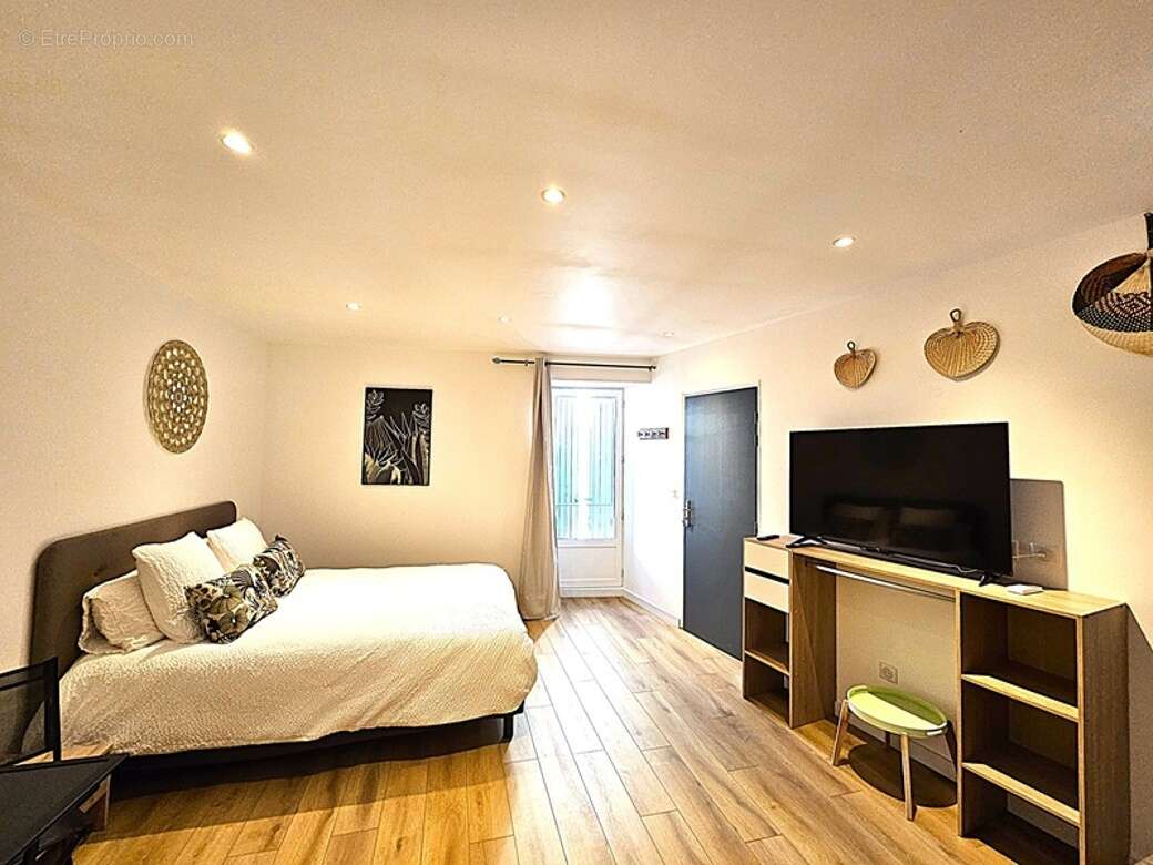 Appartement à SAINT-MARCEL-LES-SAUZET