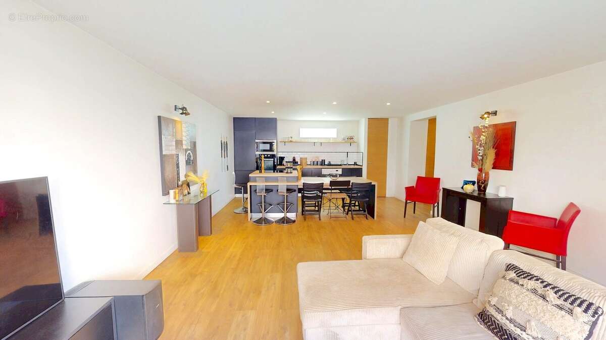 Appartement à LE PERREUX-SUR-MARNE