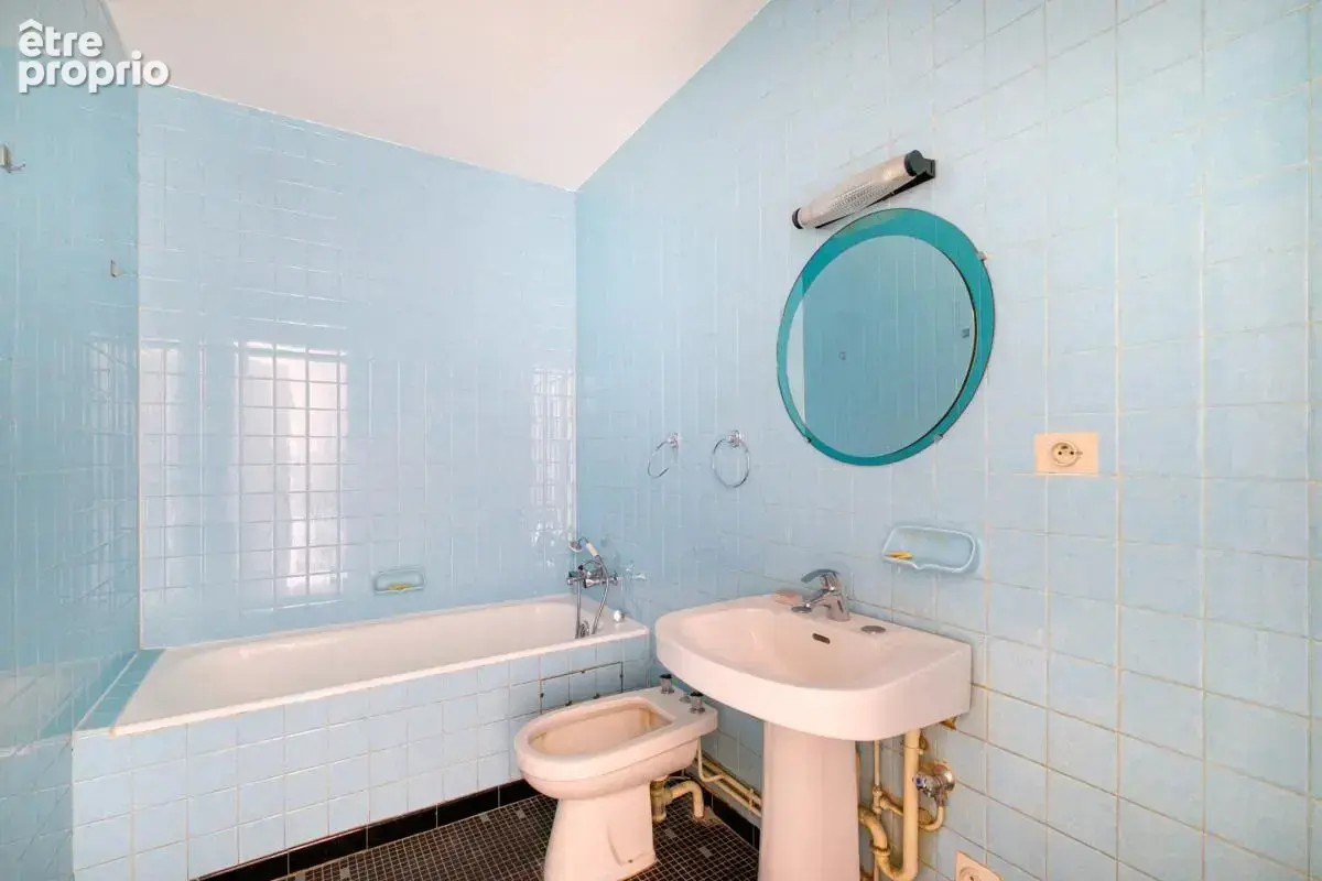 Vente appartement 2 chambres - 6ème étage - vue Rhône - Balcon - photo 13