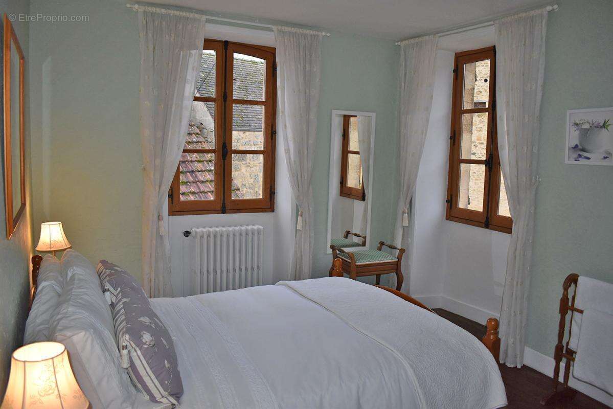 Maison Salignac Eyvignes 6 pièce(s) 119 m2 - photo 10