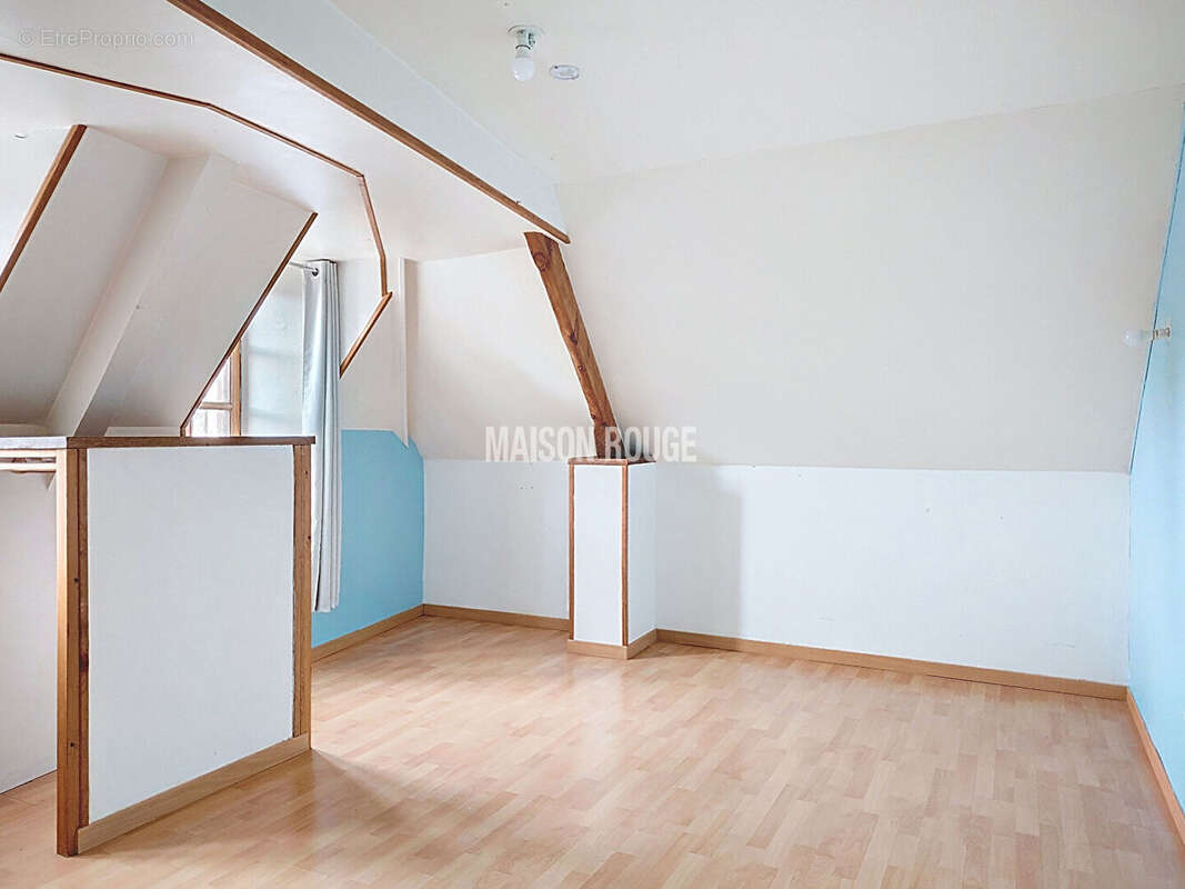 bel appartement T4  hyper centre COMBOURG - photo 18