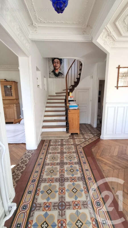 Maison à SAINT-MAUR-DES-FOSSES