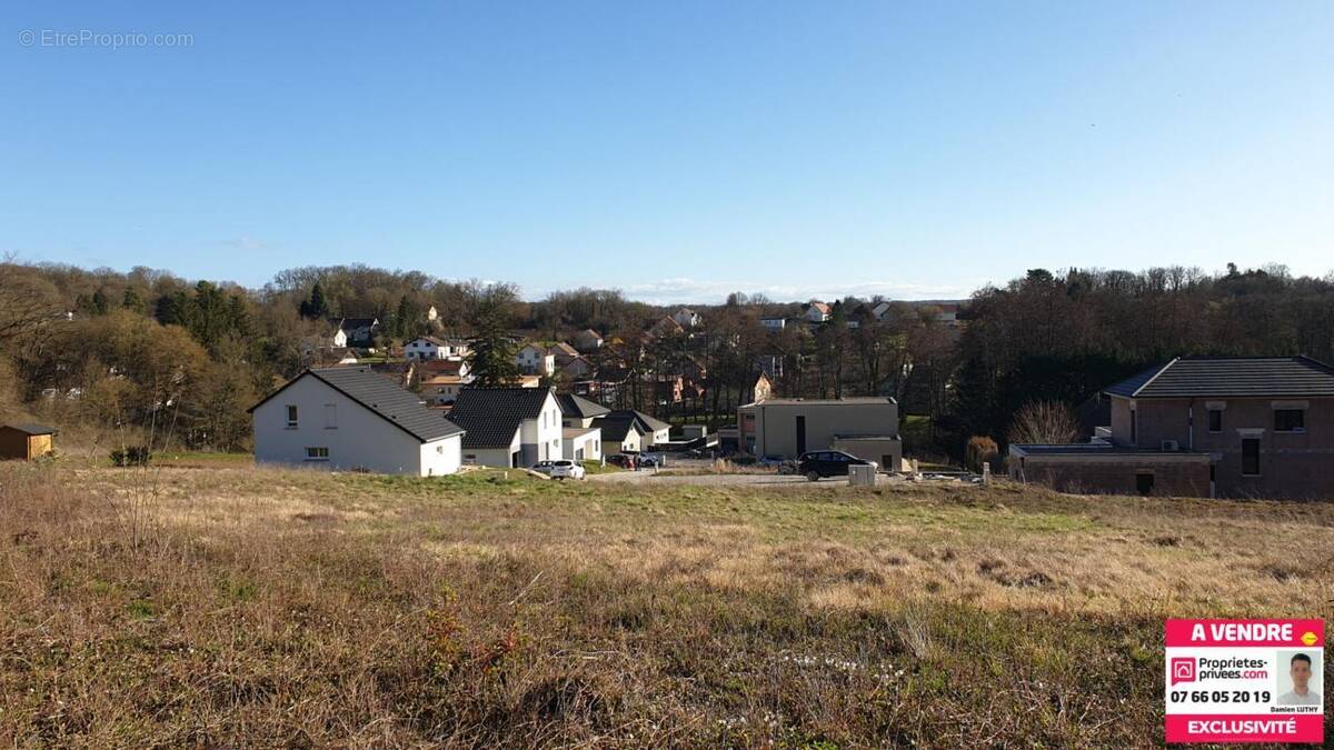 Terrain à AUDINCOURT