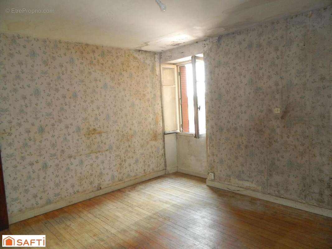 Photo 2 - Appartement à VERNOUX-EN-VIVARAIS