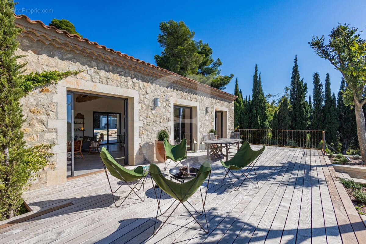 Maison à MAUSSANE-LES-ALPILLES