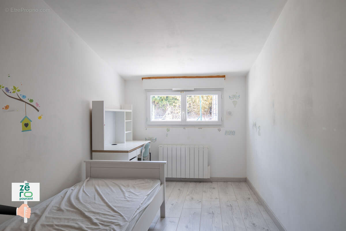 Maison familiale de plain-pied de 116 m2 avec garage sur 620 m2 de terrain   Commequiers - photo 11