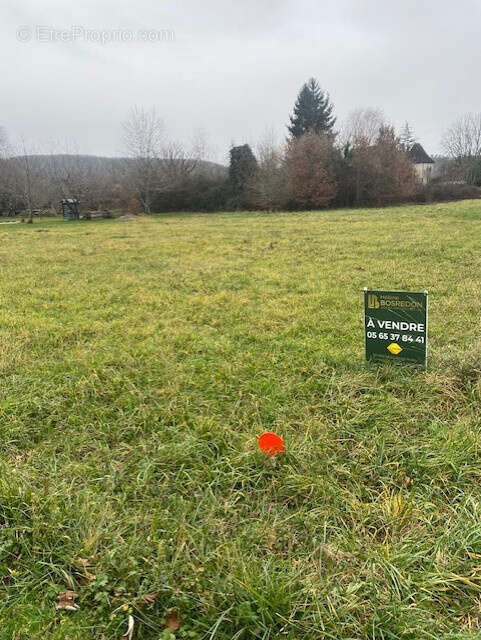 Terrain à CAZOULES