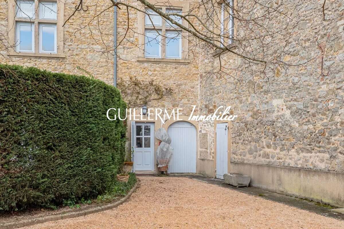 Appartement à DARDILLY