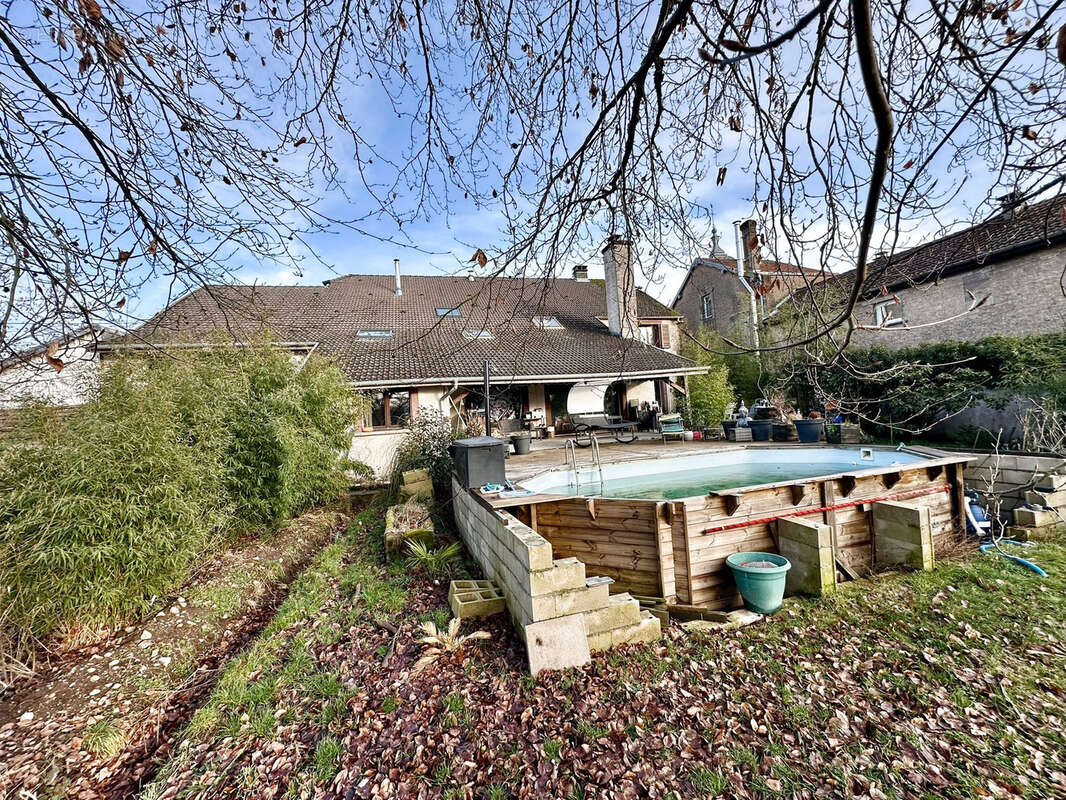 Maison à BAUDONCOURT