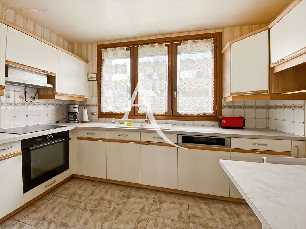 Appartement à BOIS-D'ARCY