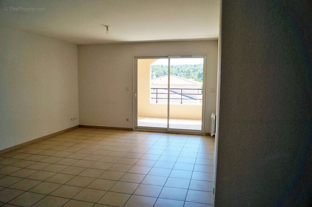 Appartement à CABRIES