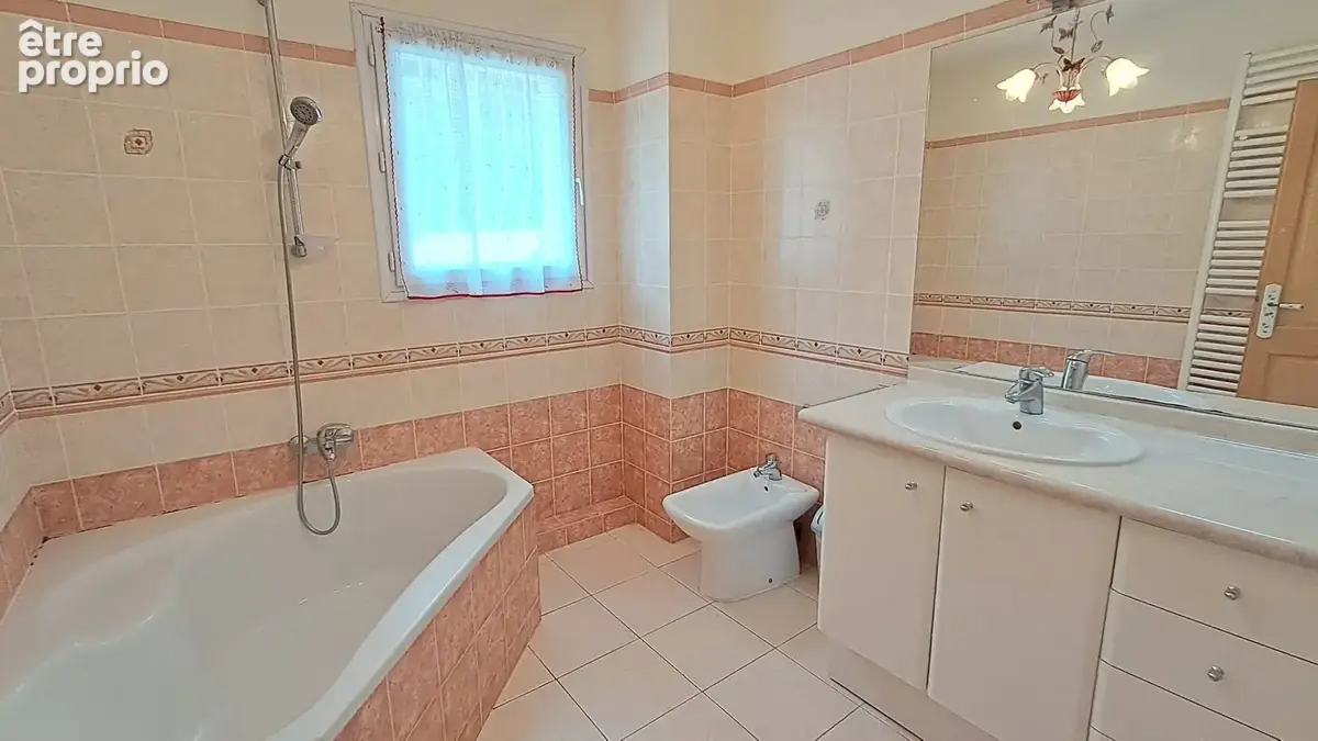 Achat / vente   villa t7   toulon ouest - photo 10