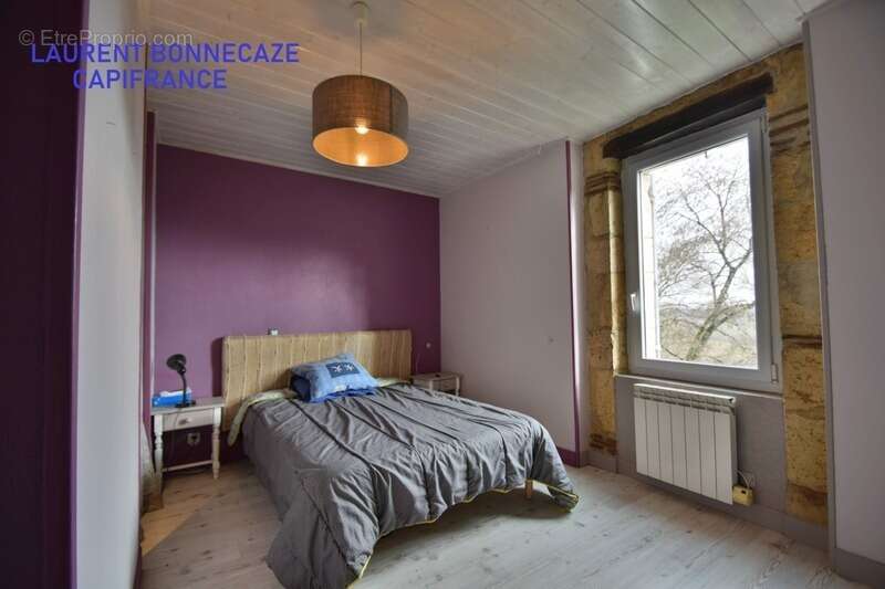 Maison à SAINT-PIERRE-DE-CLAIRAC