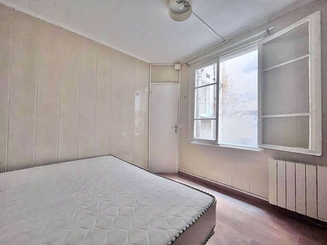 Appartement à PARIS-19E