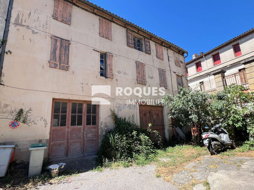 Maison à MILLAU