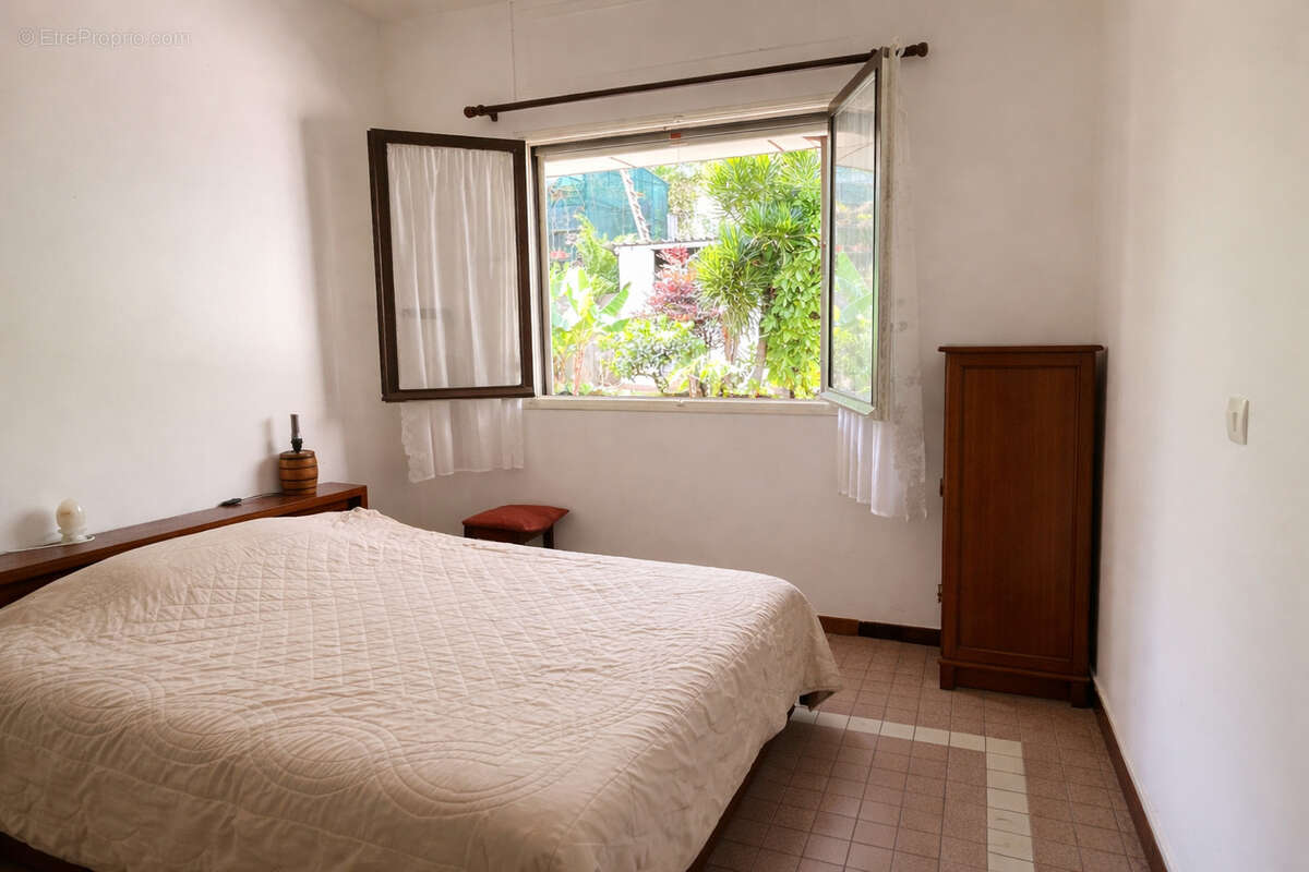 Maison à SAINT-DENIS