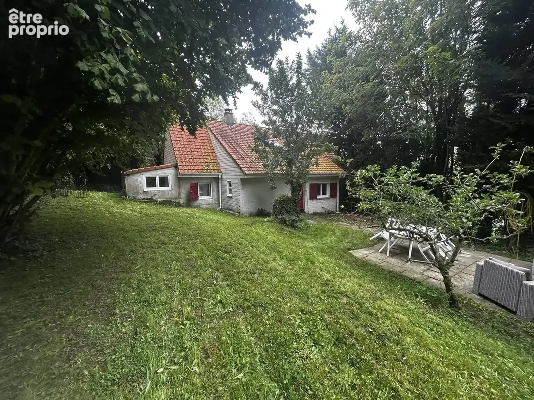 Maison à AIX-EN-ERGNY