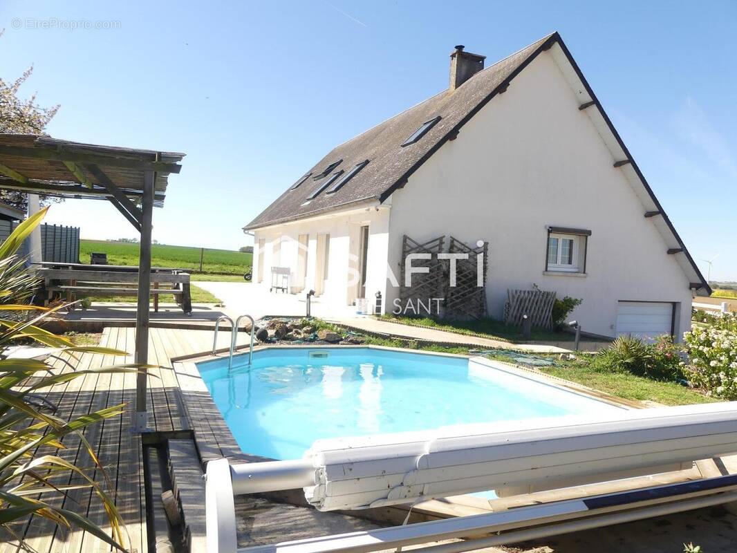 Photo 1 - Maison à SAINT-JUST-EN-CHAUSSEE