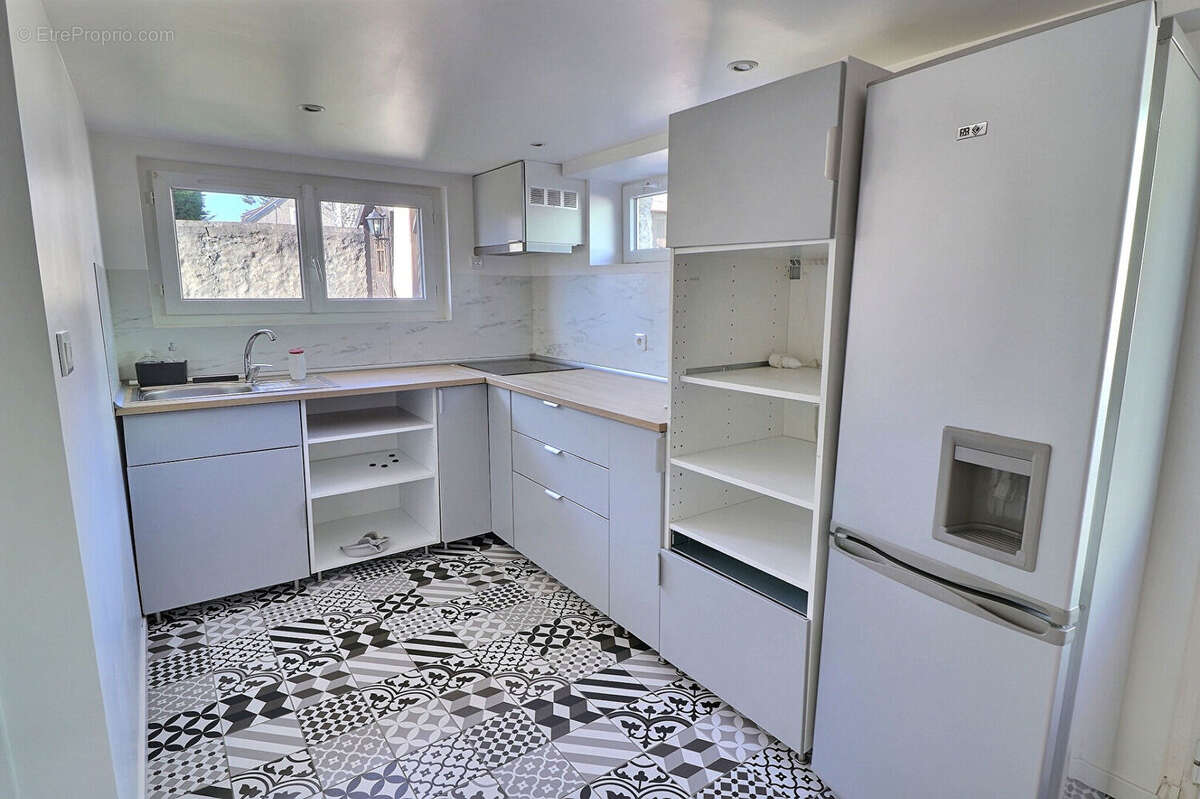 Maison à LE PERRAY-EN-YVELINES