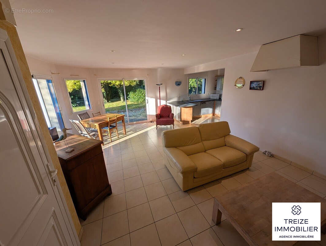 Maison à PLONEOUR-LANVERN