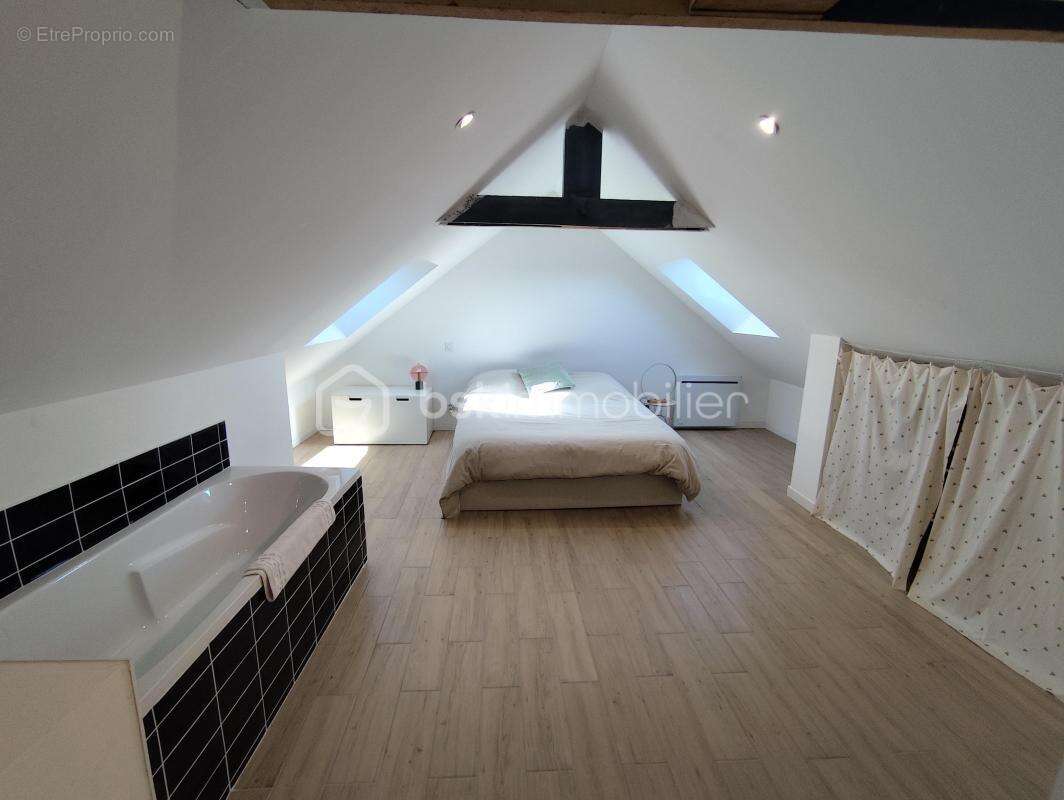 Maison à QUEVERT