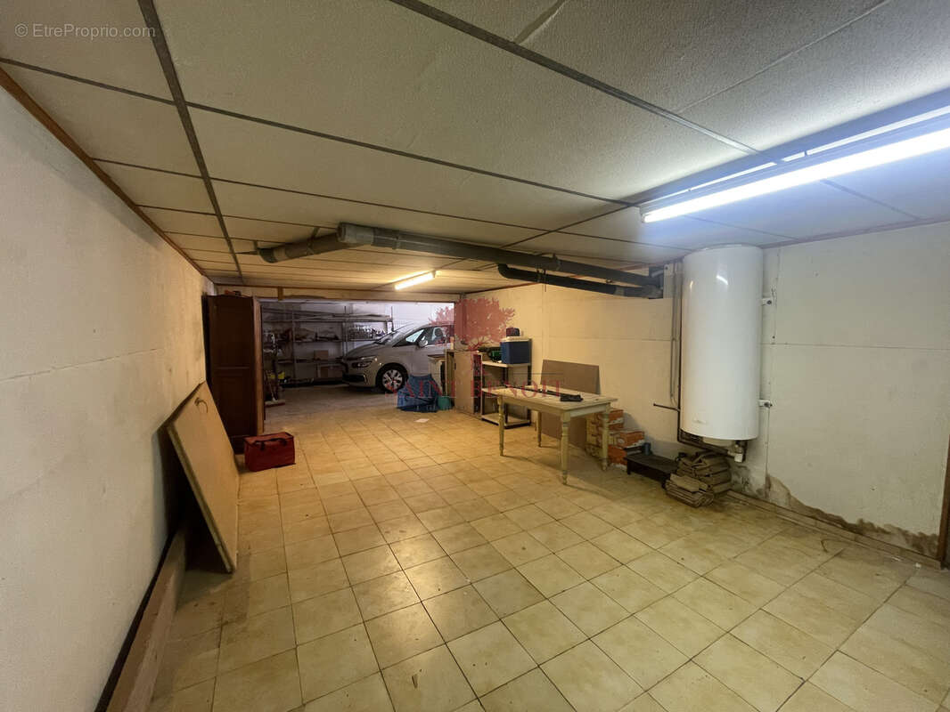 Villa de plain pieds de 121m2 de type t3 avec un bureau et un sous sol de 96m2 - photo 21